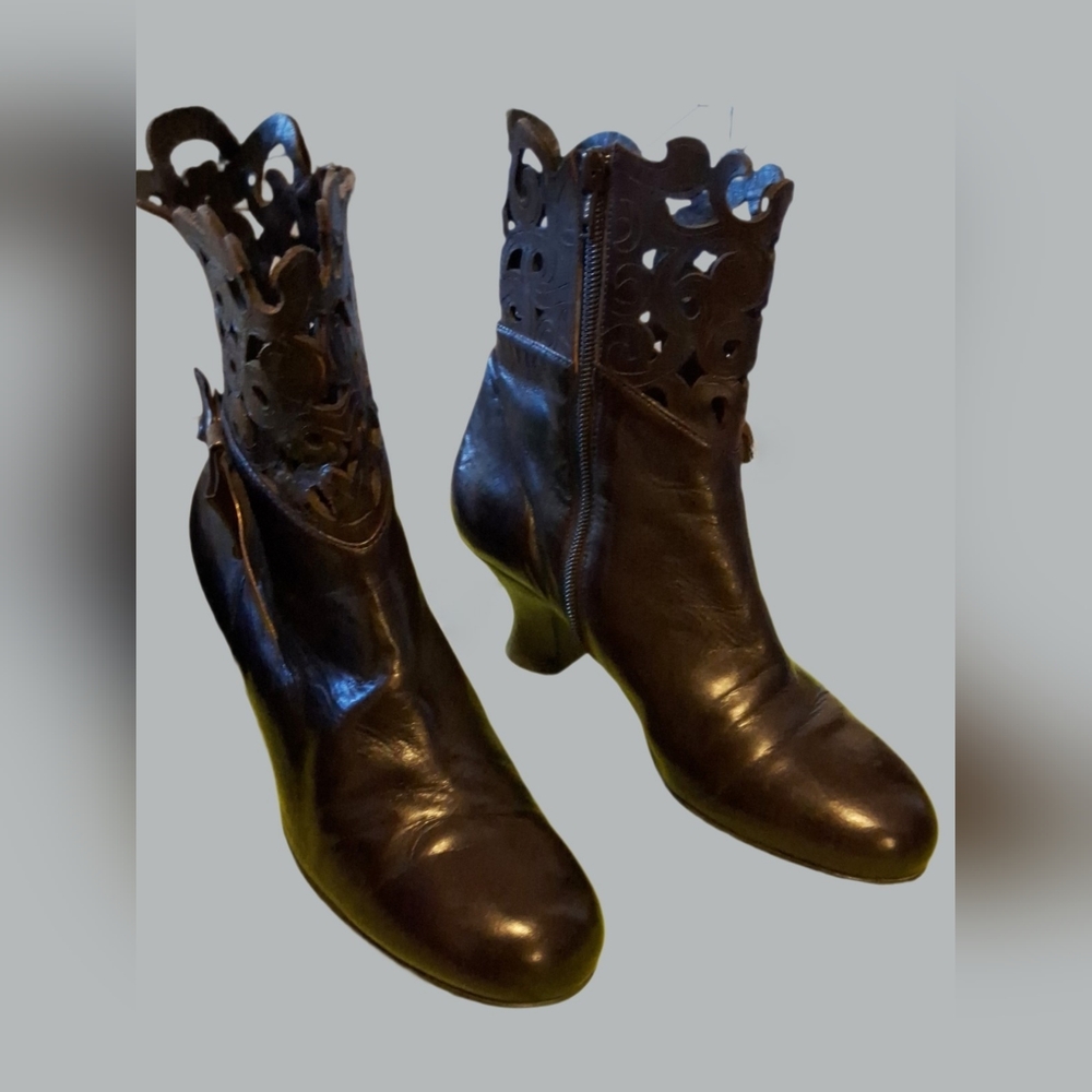 Stunning Brown Leather Laser-Cut Ankle Boots Everybody by BZ Moda-US9